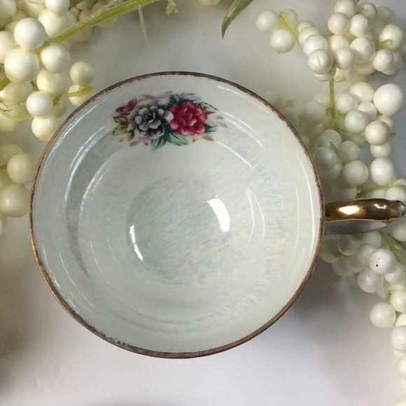 Tea Cup & Saucer Pearl Iridescent Tri-Footed Japan - Picture 7 of 15